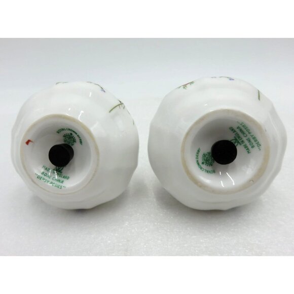 Royal CROWN DERBY Bone China Salt and Pepper Shaker With Floral Derby Posies - Picture 10 of 10